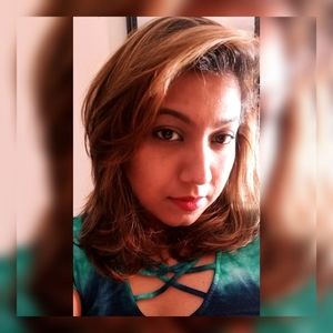 Meet your Posher, Julia